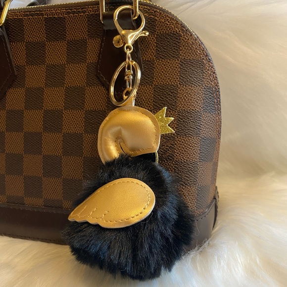 Black swan KeyChain PomPom - Picture 3 of 4